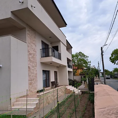 Gazde/Camere de închiriat Jovis Domus
